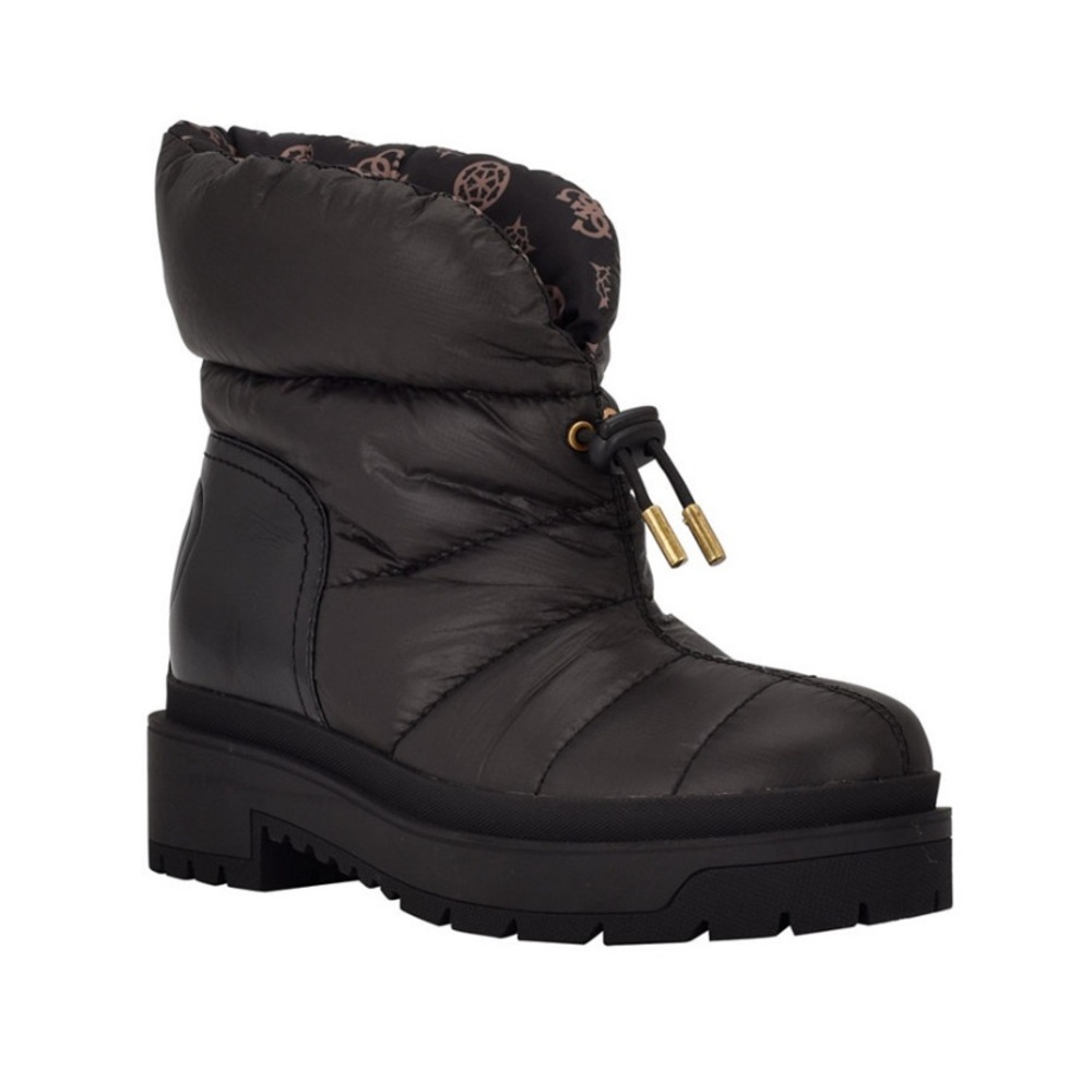 Cold weather boots